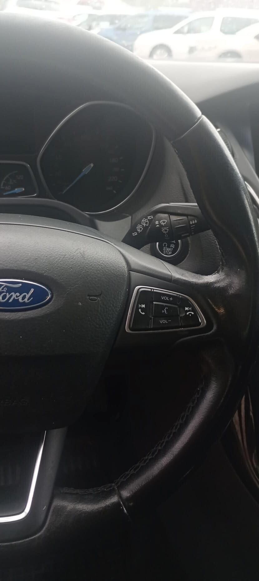 Ford Focus 2.0 TDCi 120 CV Start&Stop SW Titanium X