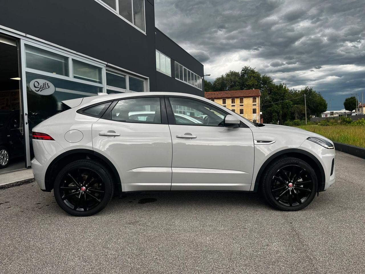 Jaguar E-Pace 2.0D 180 CV AWD R-Dynamic FINANZIABILE