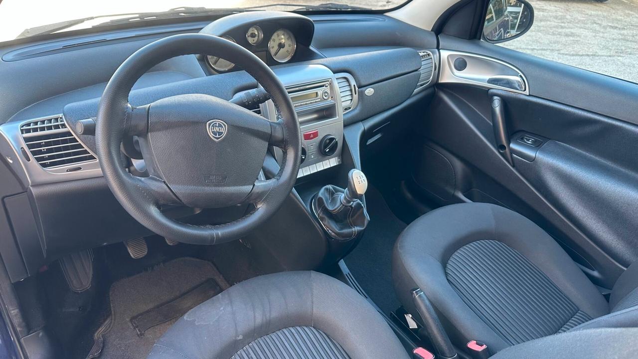 Lancia Ypsilon 1.2 New Oro