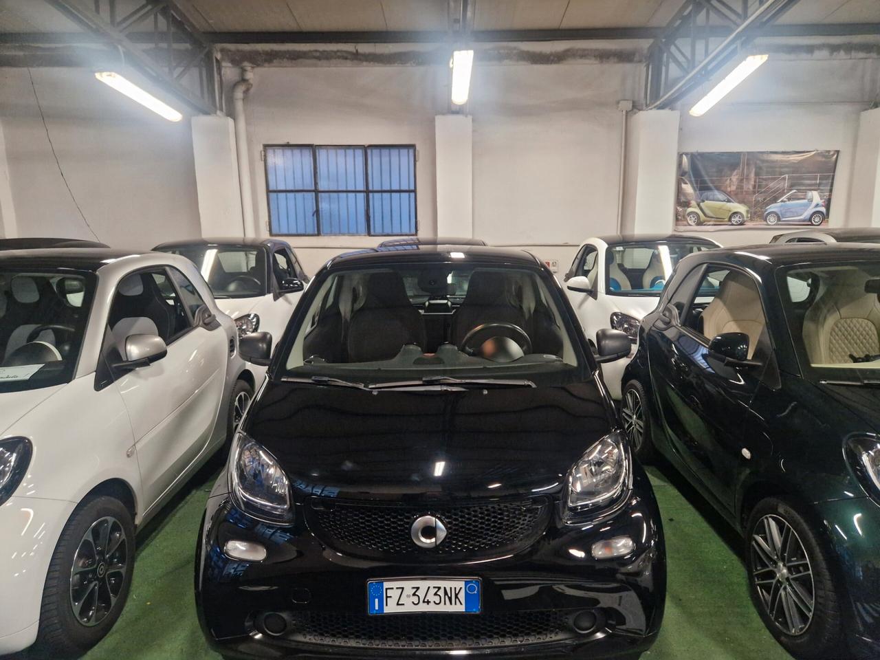 Passion total black full automatica garanzia