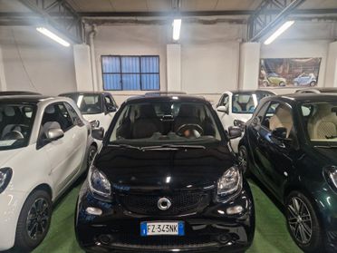 Passion total black full automatica garanzia