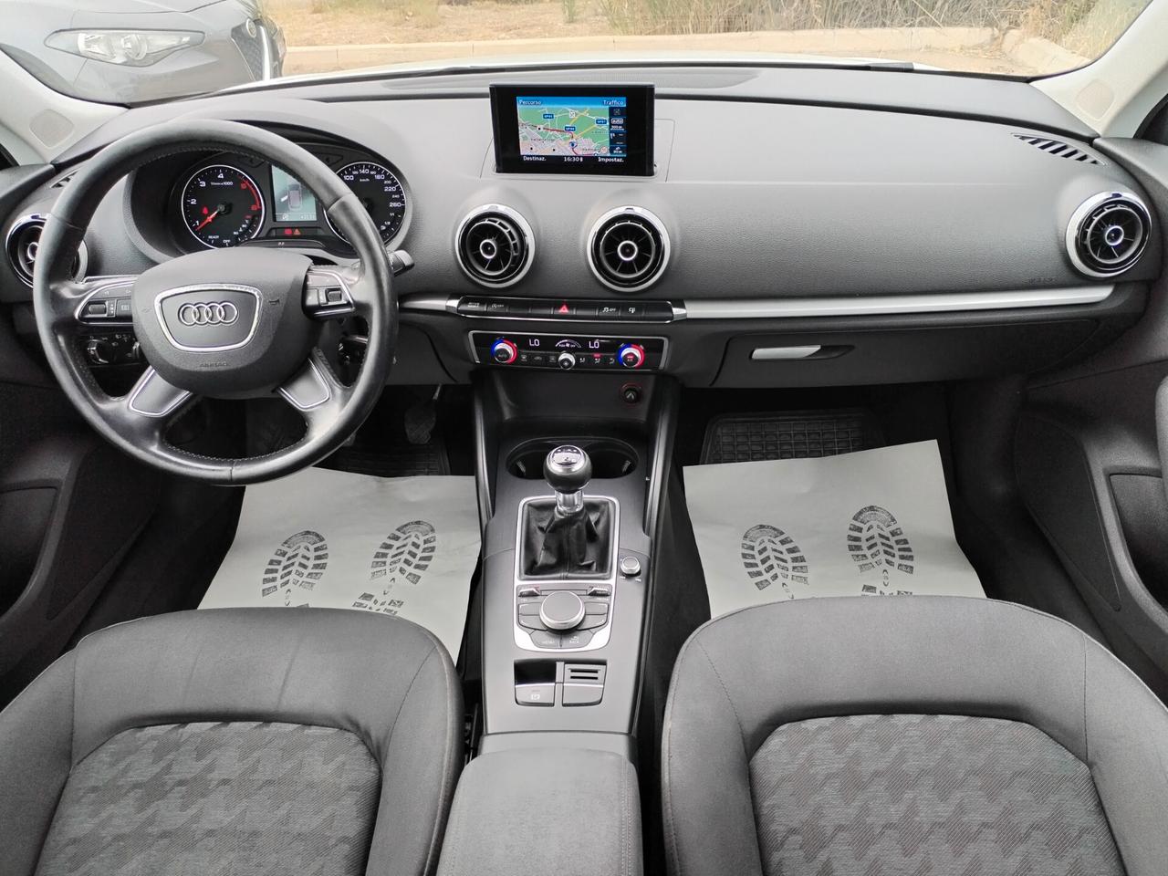 Audi A3 1.6 Tdi full navig oxeno cruise 2015