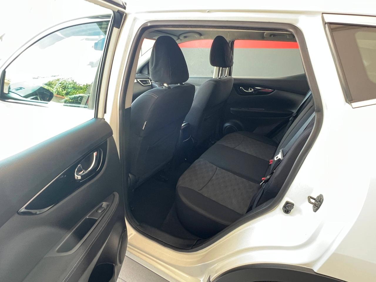 Nissan Qashqai Qashqai+2 1.5 dCi DPF Visia