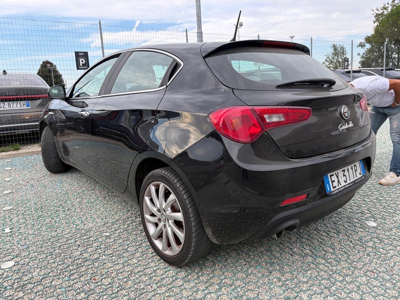 Alfa Romeo Giulietta 1.6 JTDm-2 105 CV Exclusive