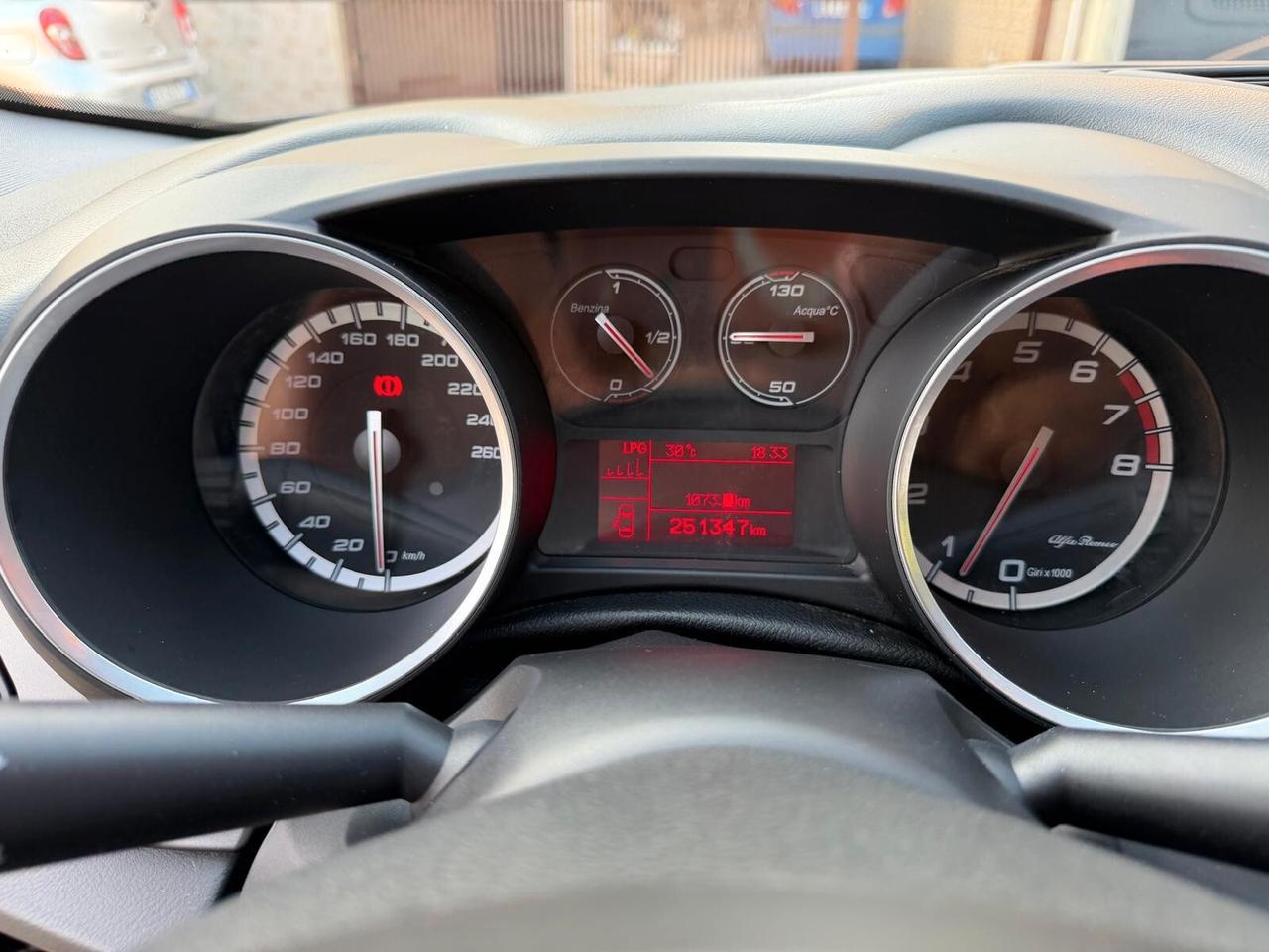 Alfa Romeo Giulietta 1.4 Turbo 120 CV GPL Progression