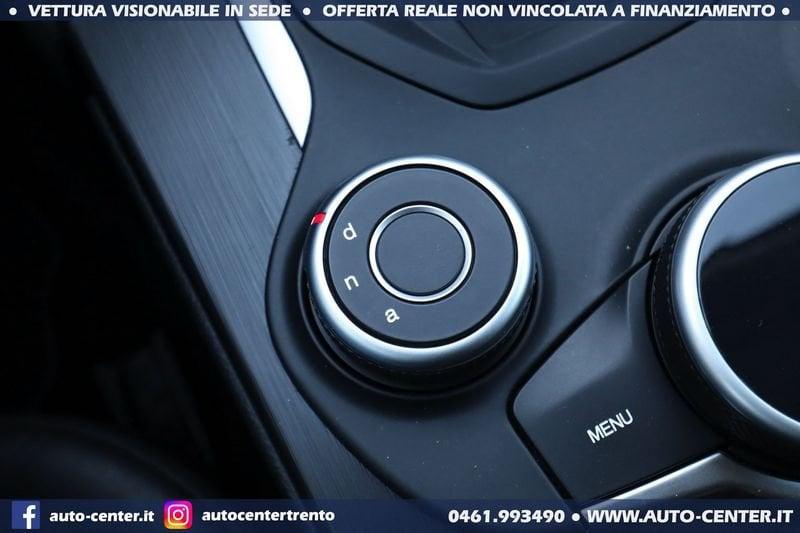 Alfa Romeo Giulia 2.0 Turbo 200CV AT8 Super