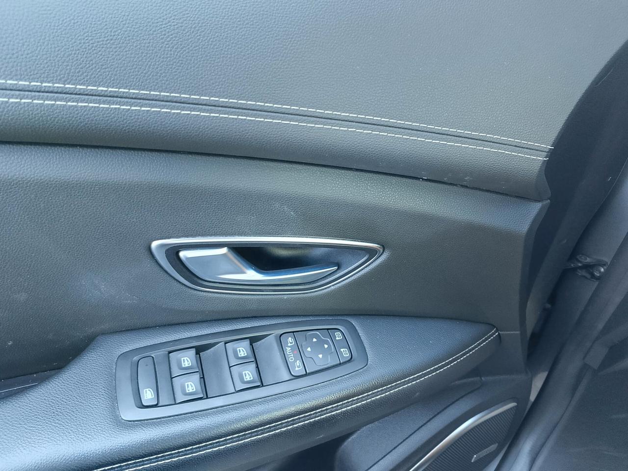 Renault Scenic Scénic dCi 8V 110 CV Energy Bose