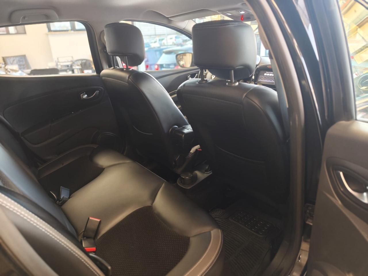 Renault Clio dCi 8V 90 CV EDC Start&Stop 5 porte Energy Duel