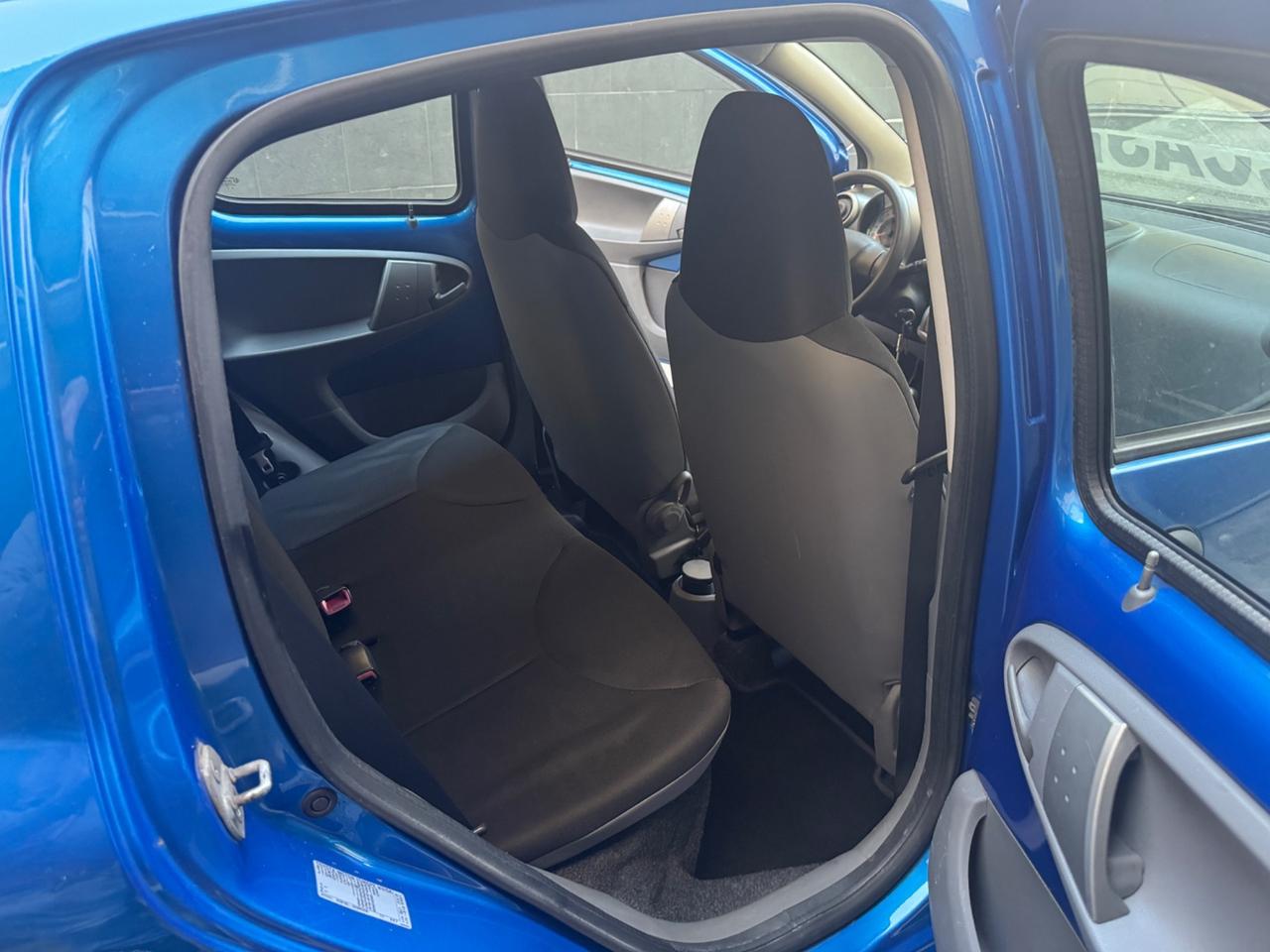 Toyota Aygo 1.0 12V VVT-i 5 porte Now Connect
