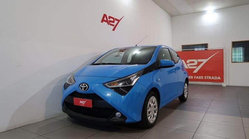 Toyota Aygo Aygo 5p 1.0 x-play 72cv