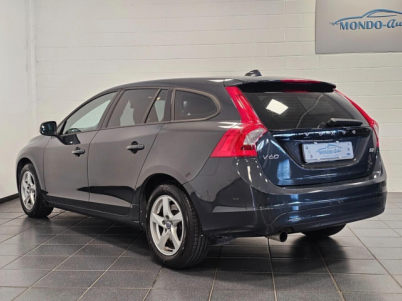 Volvo V60 D2 1.6 Powershift Kinetic 115cv 2015