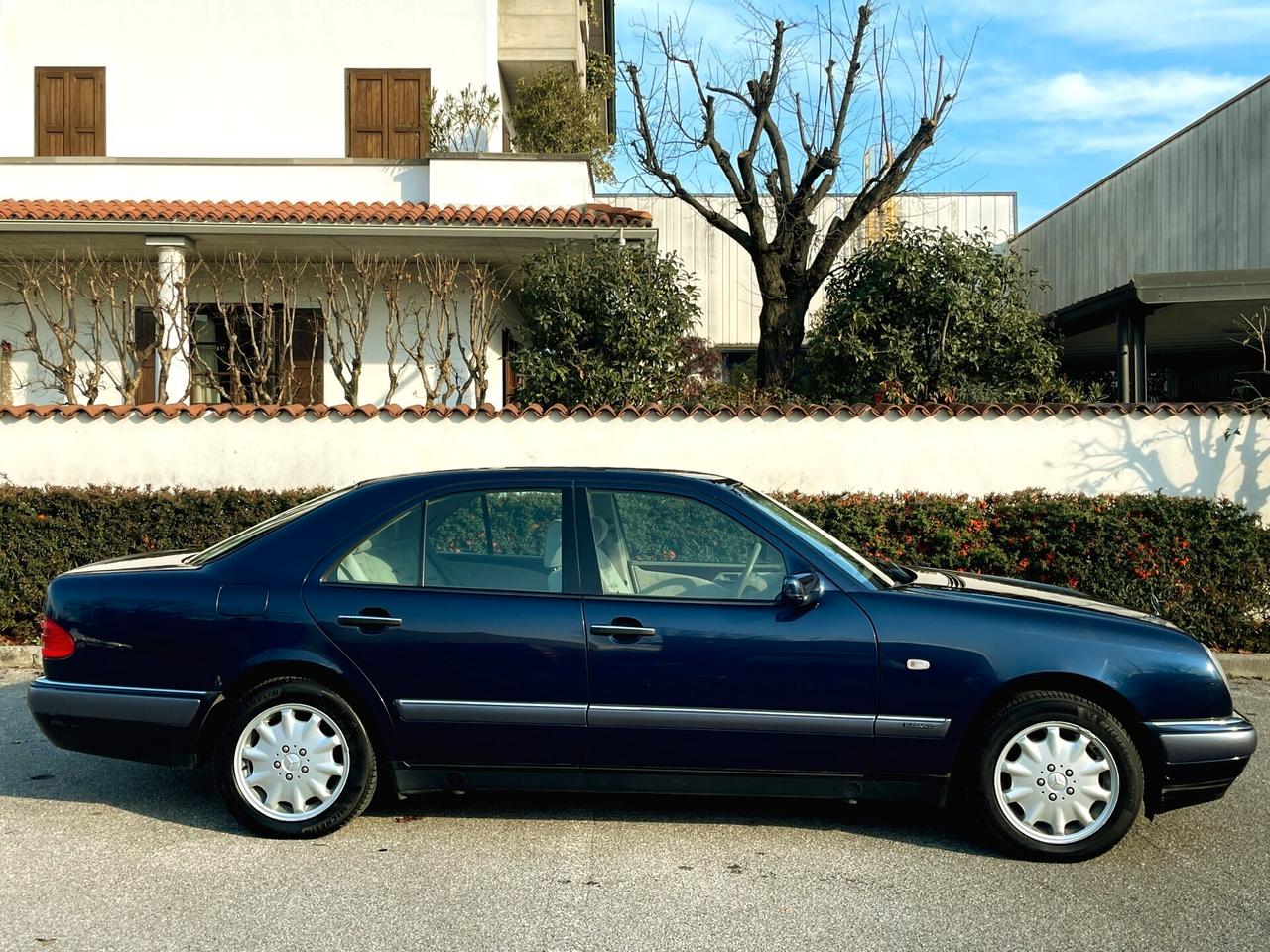 MERCEDES E200K(benzina)-U.PROPR-95000km-1999