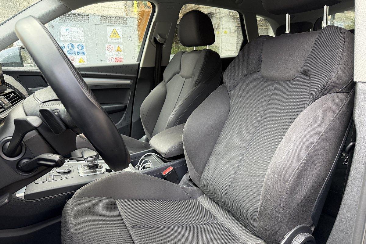 AUDI Q5 40 TDI quattro S tronic Business