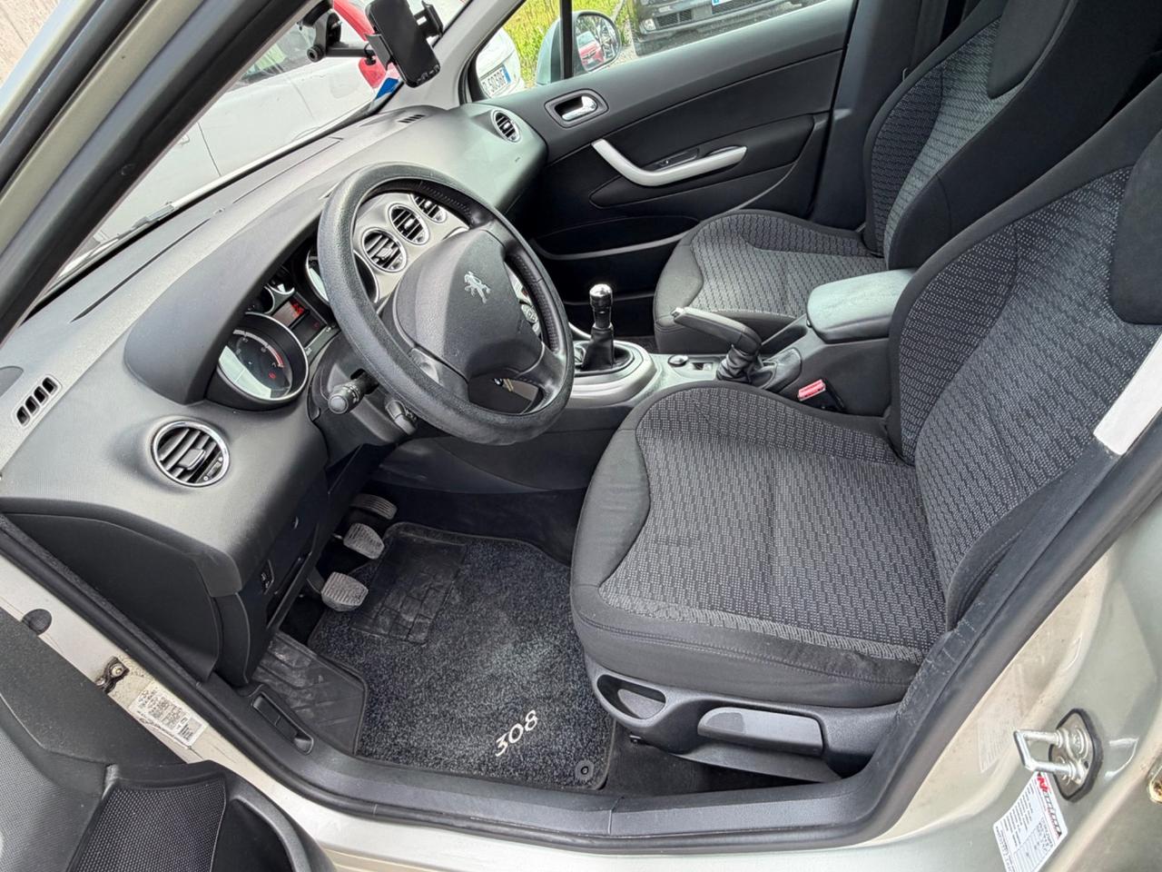 Peugeot 207 1.4 VTi 95CV SW ONE Line