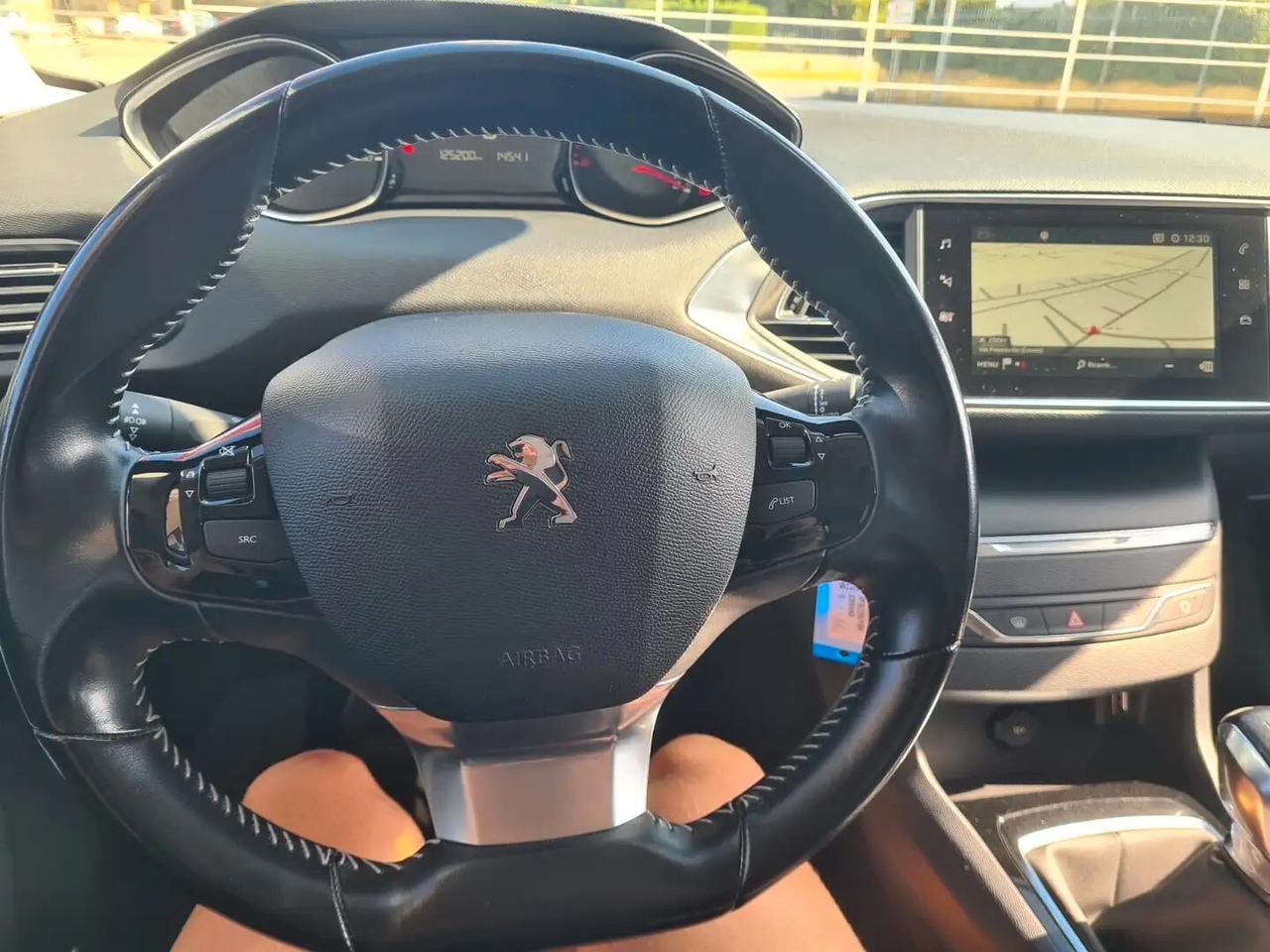 Peugeot 308 BlueHDi 100 S&S Business