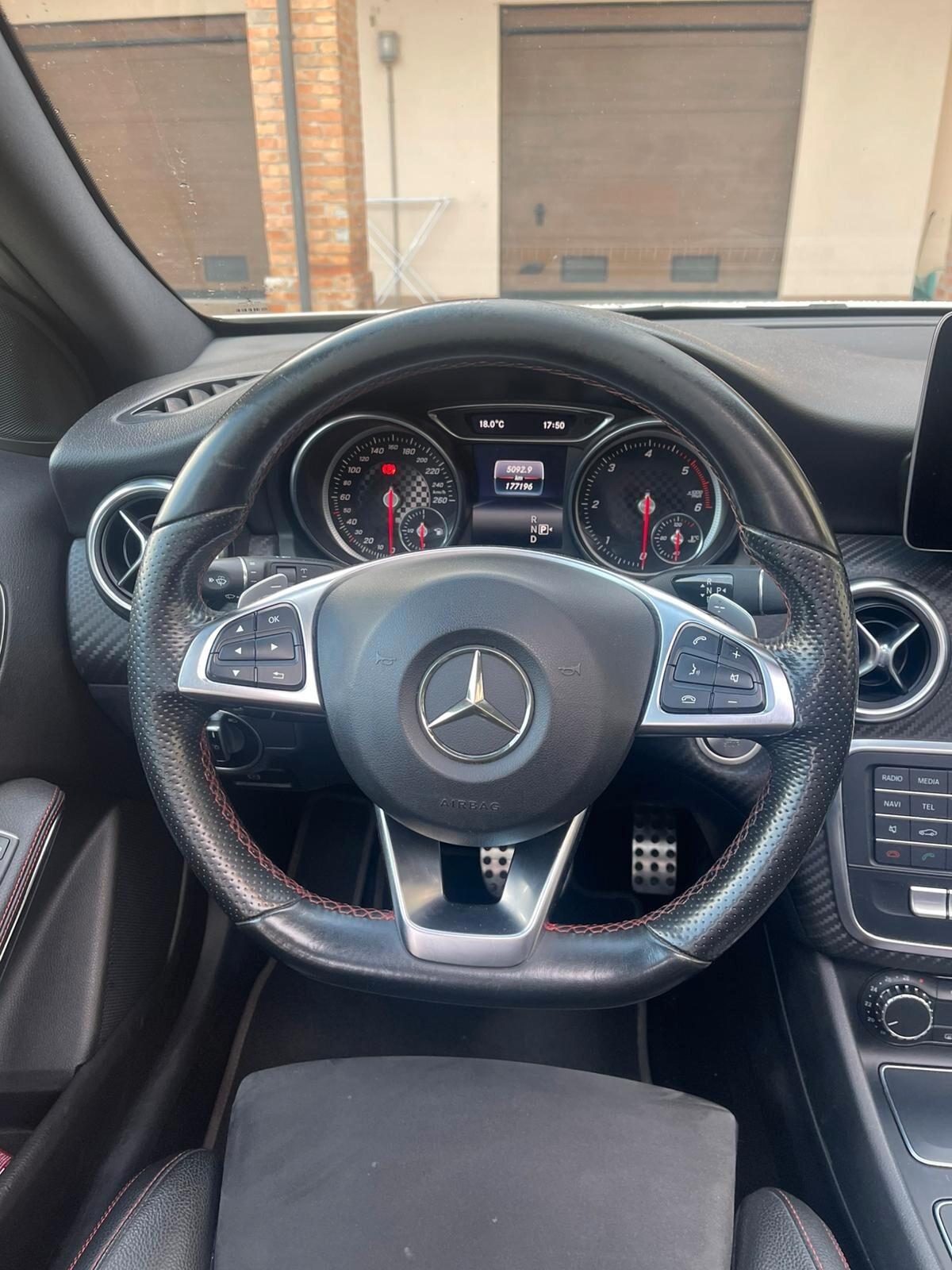 Mercedes-benz A 200 d Automatic 4Matic Premium