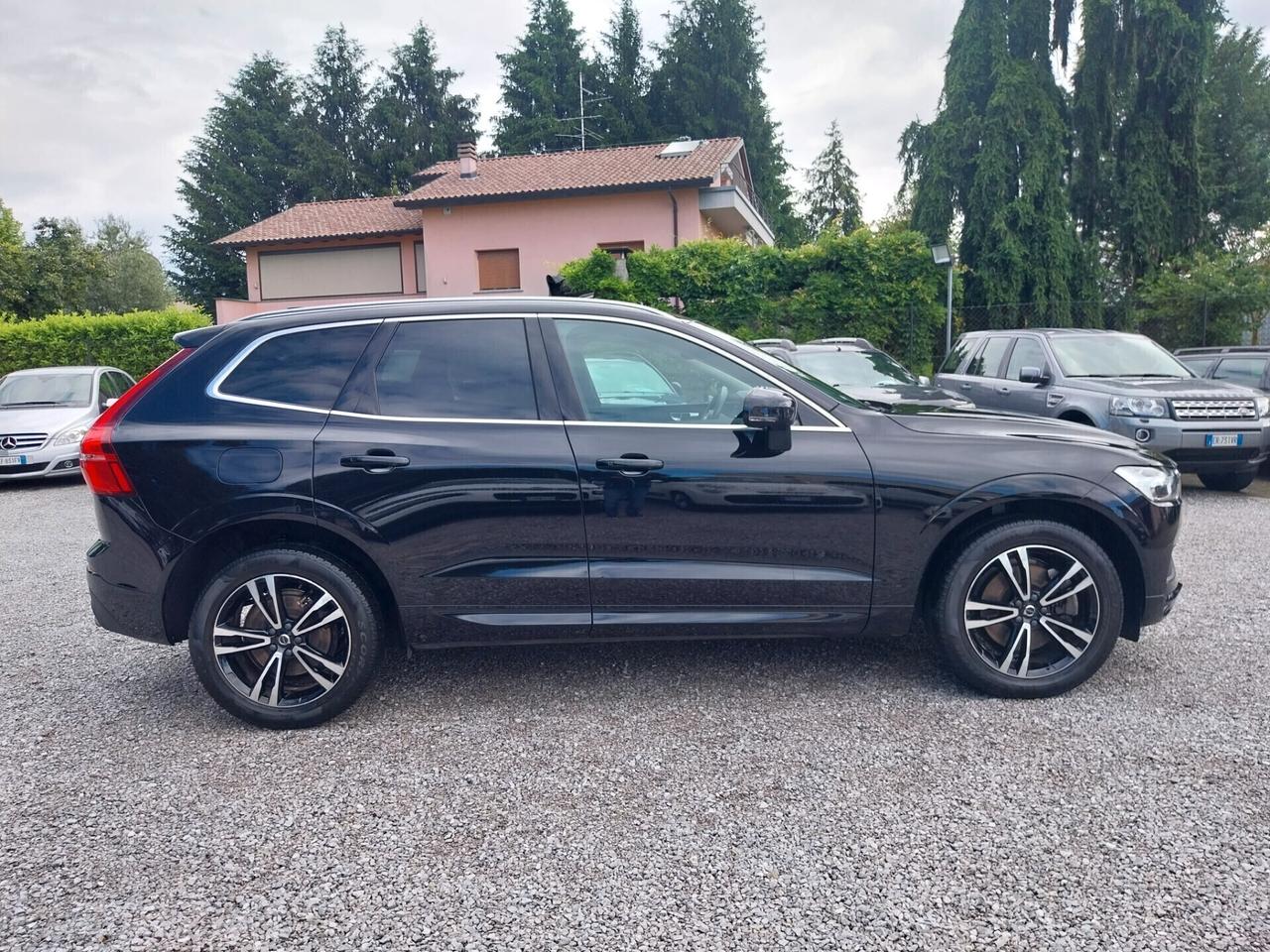 Volvo XC 60 XC60 B4 (d) AWD Geartronic Momentum