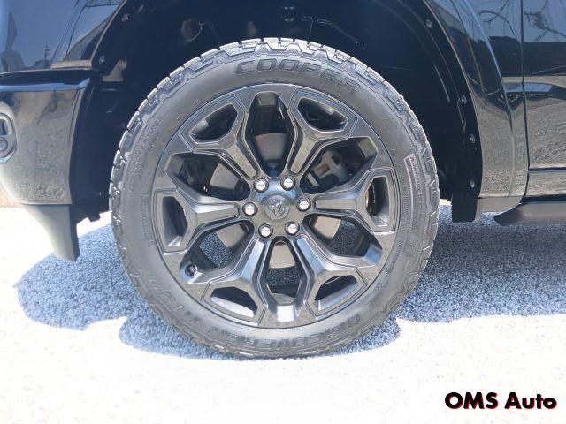 DODGE RAM 1500 5.7 GPL V8 Limited Night - N1