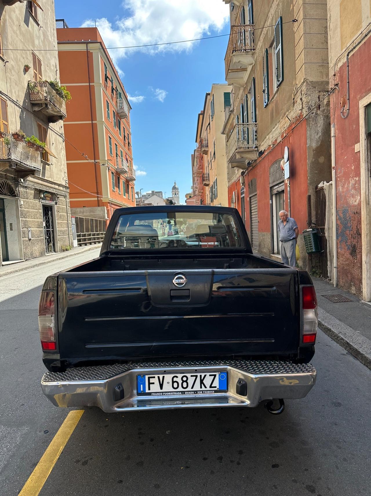 Nissan Navara 2.5 dCi 4 porte Double Cab XE
