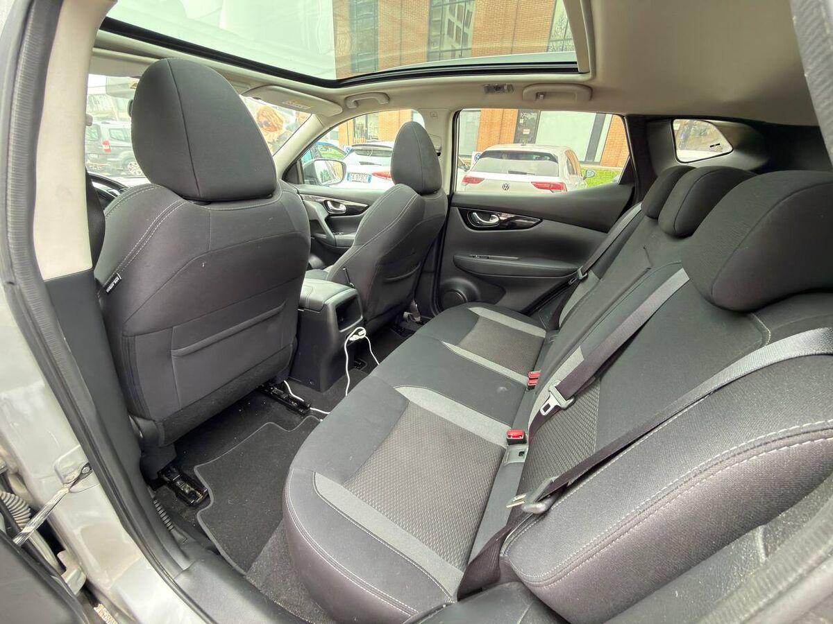 Nissan Qashqai 1.5 dci N-Connecta 115cv dct