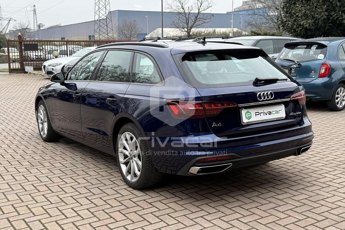 AUDI A4 Avant 40 g-tron S tronic Business Advanced
