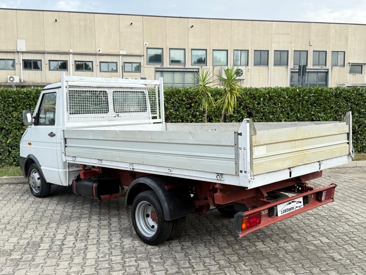 Iveco Daily 35-8 2.5 D RIBALTABILE TRILATERALE