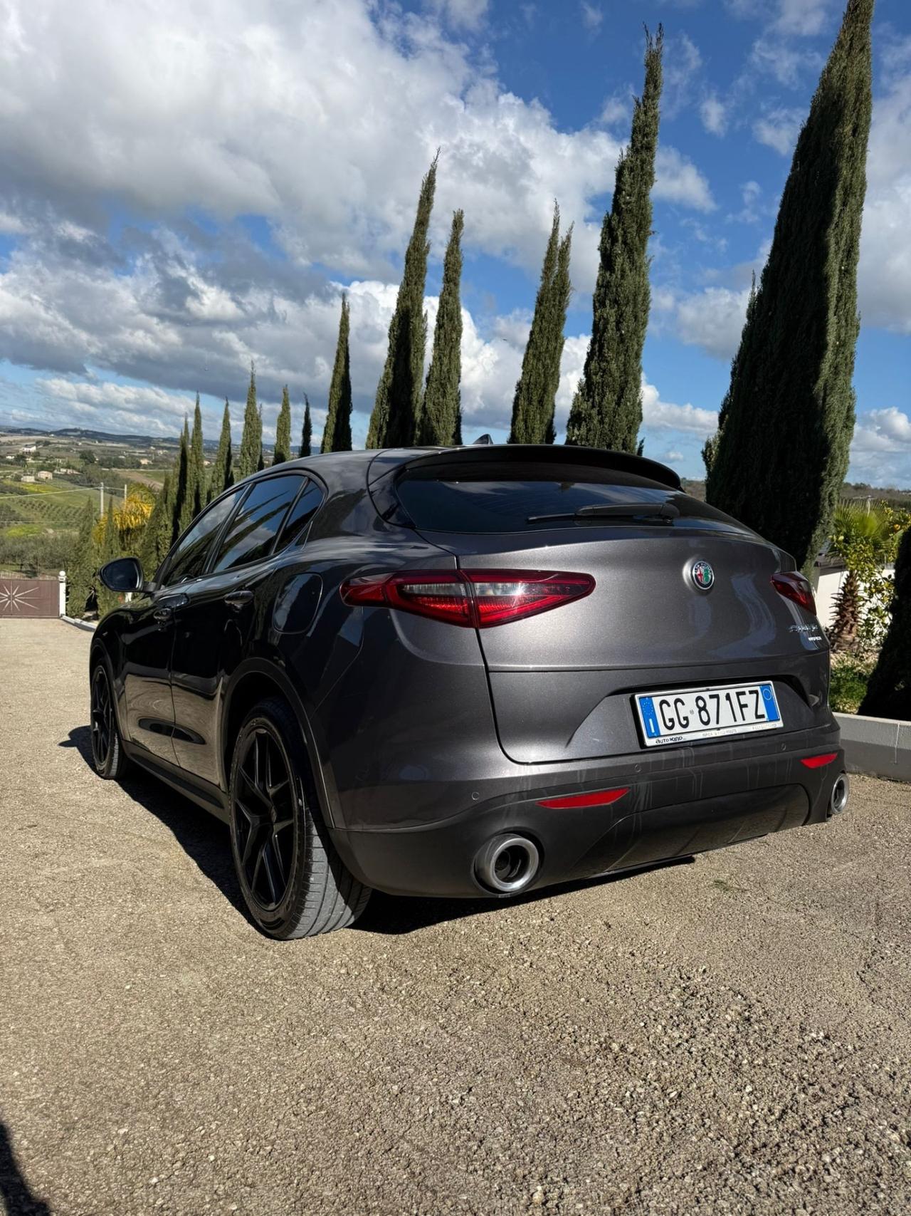 Alfa Romeo Stelvio Restynling - 190 CV AT8 Q4