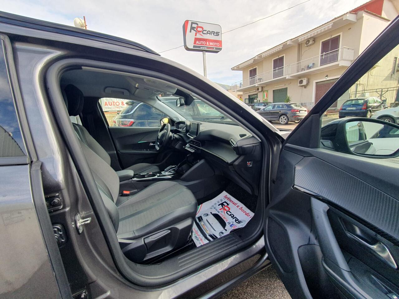 Peugeot 2008 BlueHDi 130 S&S EAT8 GT Pack