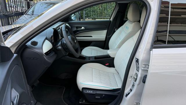 FIAT 600 HYBRID 1.2 110CV DCT MHEV LA PRIMA*24M.G.*CAM360°*