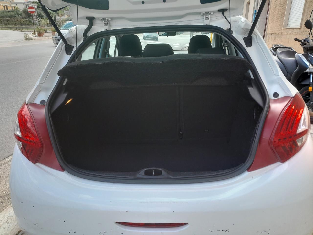 Peugeot 208 PureTech 82 5 porte Active