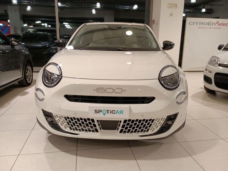 FIAT 600 600 Hybrid 110 CV DCT MHEV La Prima II