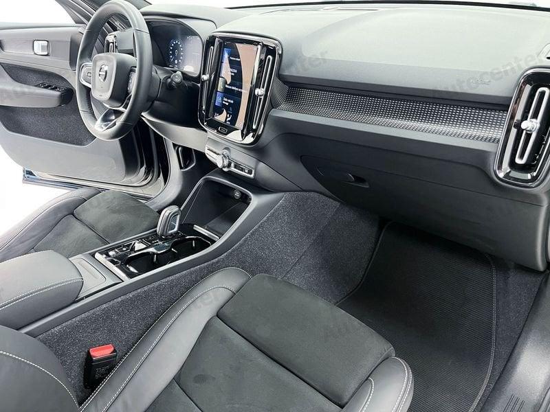 Volvo XC40 XC40 B4 197CV AWD AUT R DESIGN