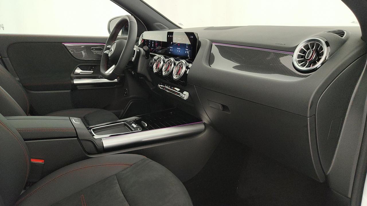 Mercedes-Benz GLA 180 d Automatic