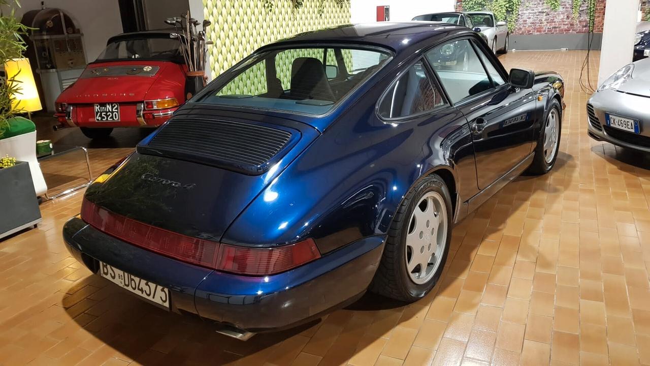 964 911 Porsche Carrera4 coupè Book Service ASI