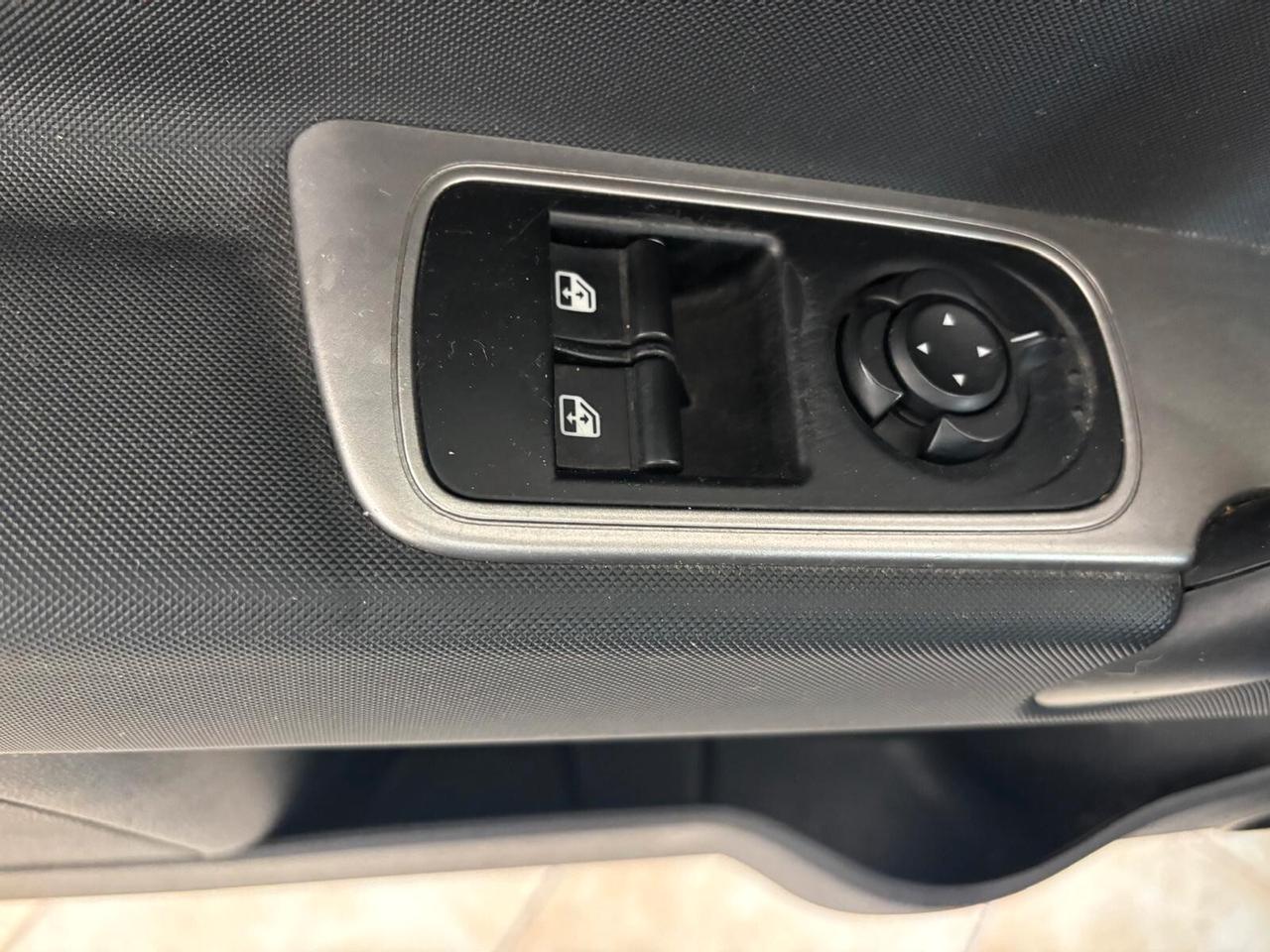 ALFA ROMEO MITO ANNO 2017 DS 1.3 ADATTA NEOPATENTATI KM 139 MILA