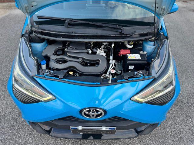 TOYOTA Aygo CONNECT 1.0 VVT-i 5 P X-BUSINESS *SERVICE TOYOTA*