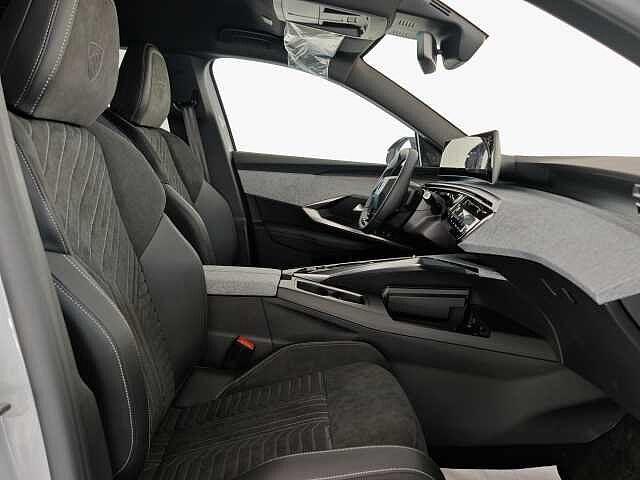 Peugeot 5008 Hybrid 136 e-DCS6 GT 7 posti