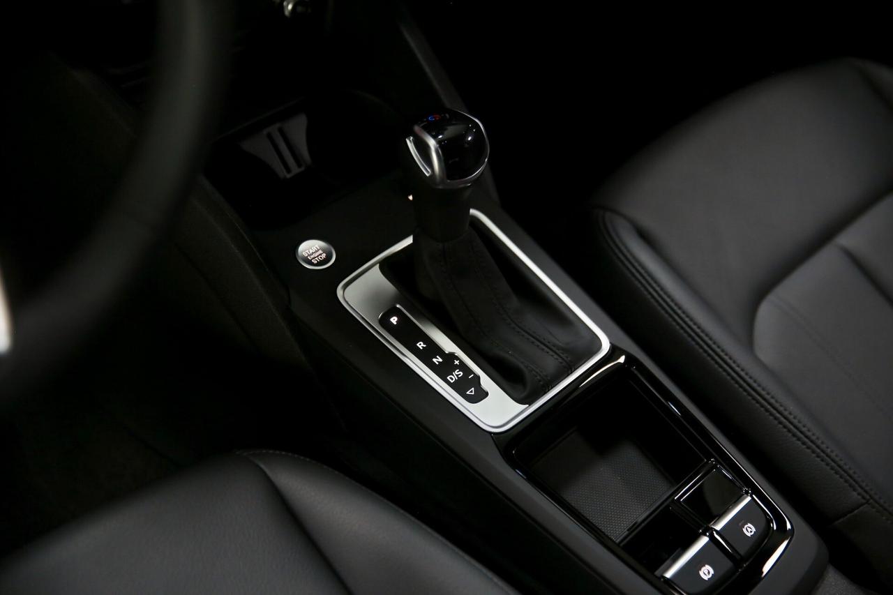 Audi Q2 Business Advanced 35 TDI S tronic