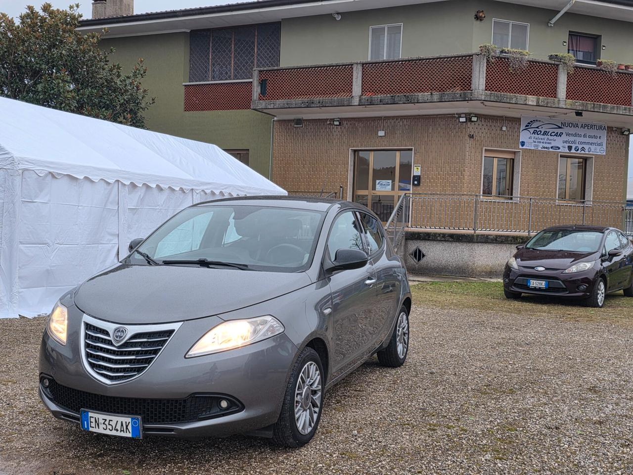 Lancia Ypsilon 1.3 MJT 16V 95 CV 5 porte S&S Platinum FINANZIABILE