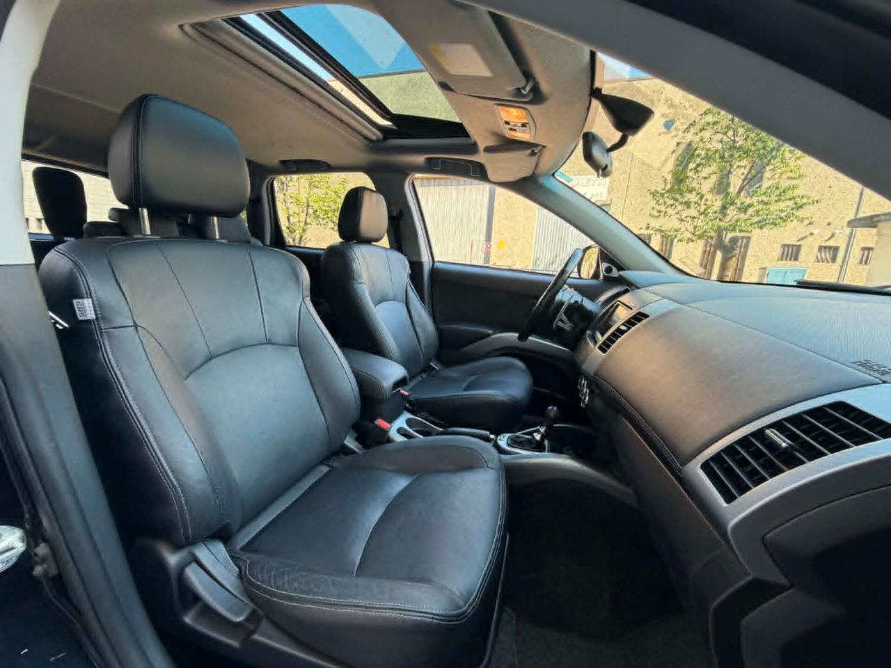 Mitsubishi Outlander 2.2aut-7p-Navi,Pelle,Tetto,Xeno-FULL-GARANZIA