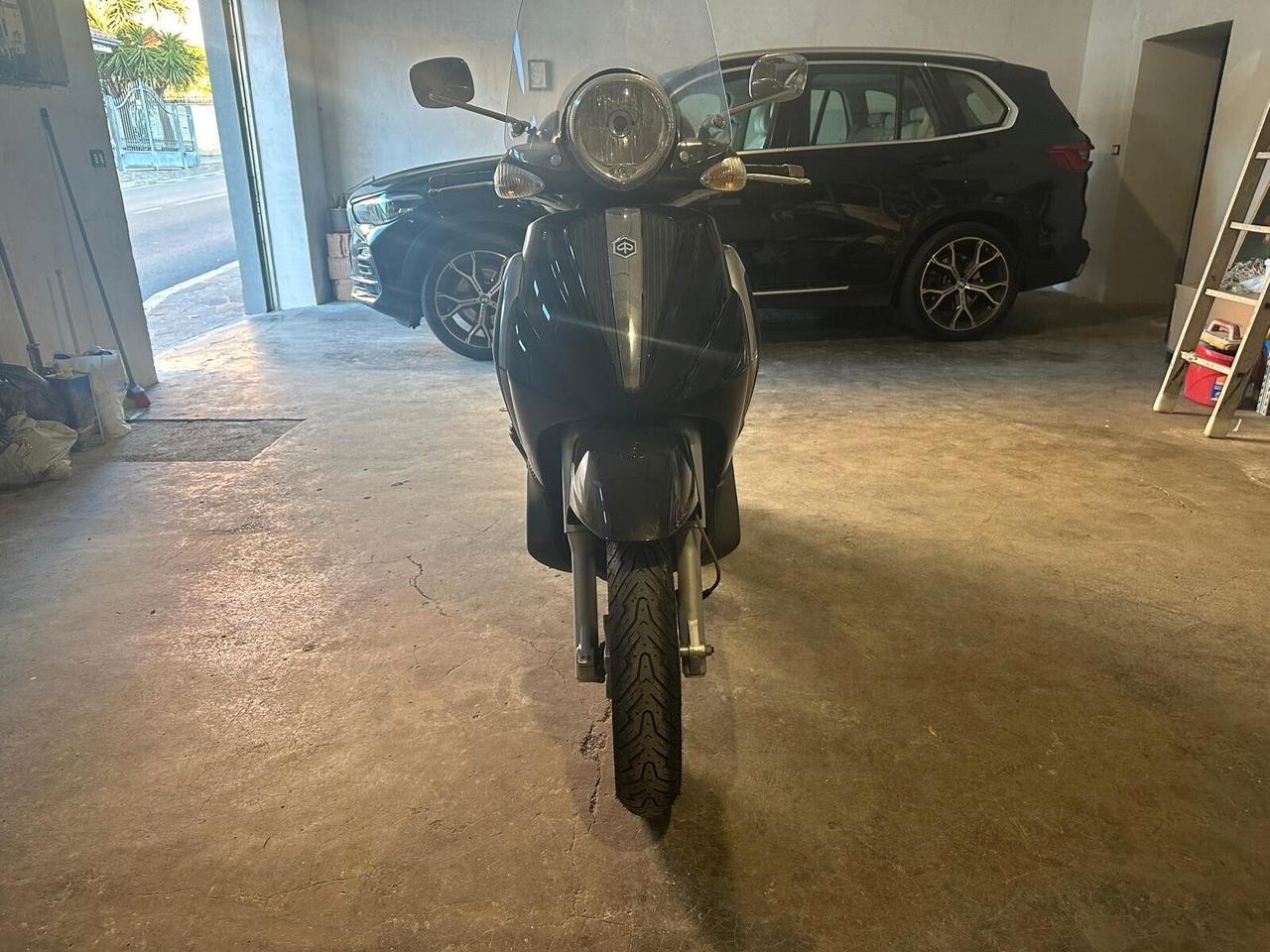Piaggio Beverly 300