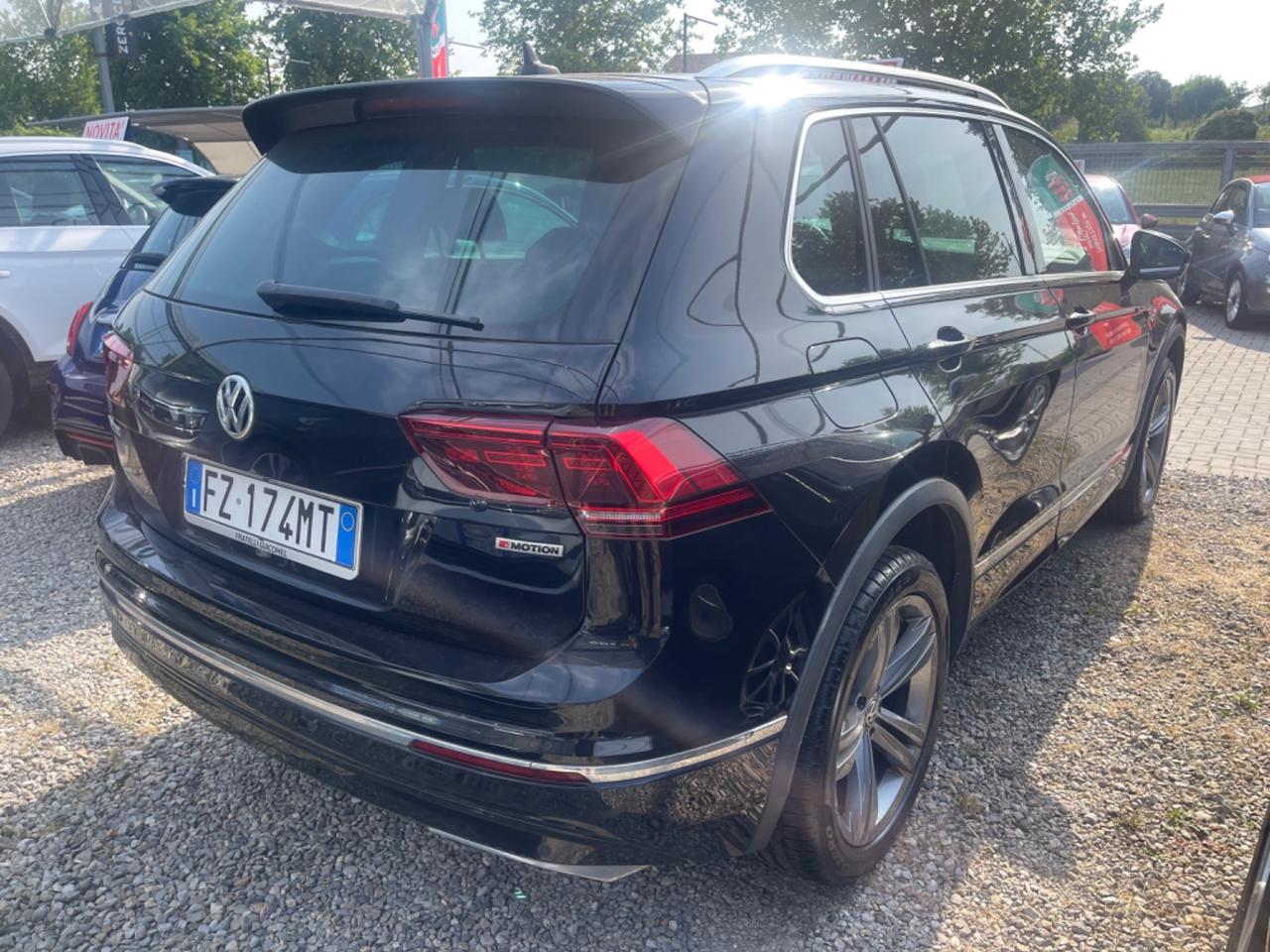 Volkswagen Tiguan 2.0 TDI Rline DSG Style BlueMotion Technology