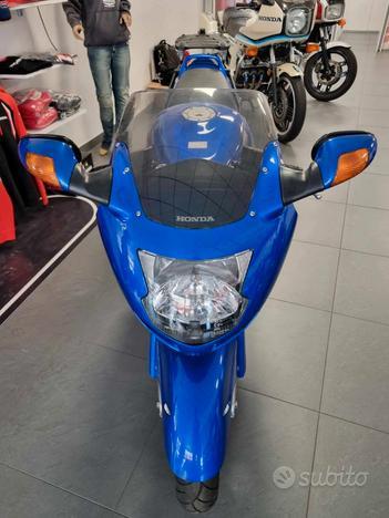 Honda CBR 1100 XX- 23680 KM- 1999