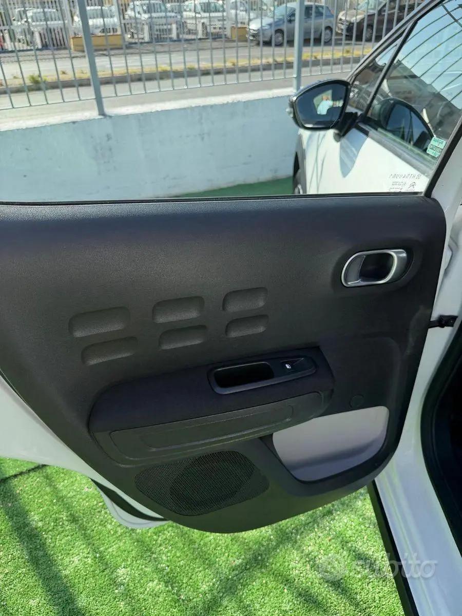 Citroen C3 Puretech 82 Shine