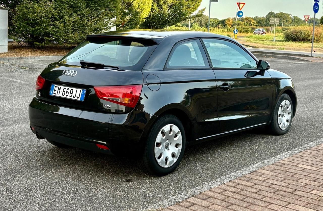 Audi A1 1.6 TDI 105 CV Admired 1prop perfetta