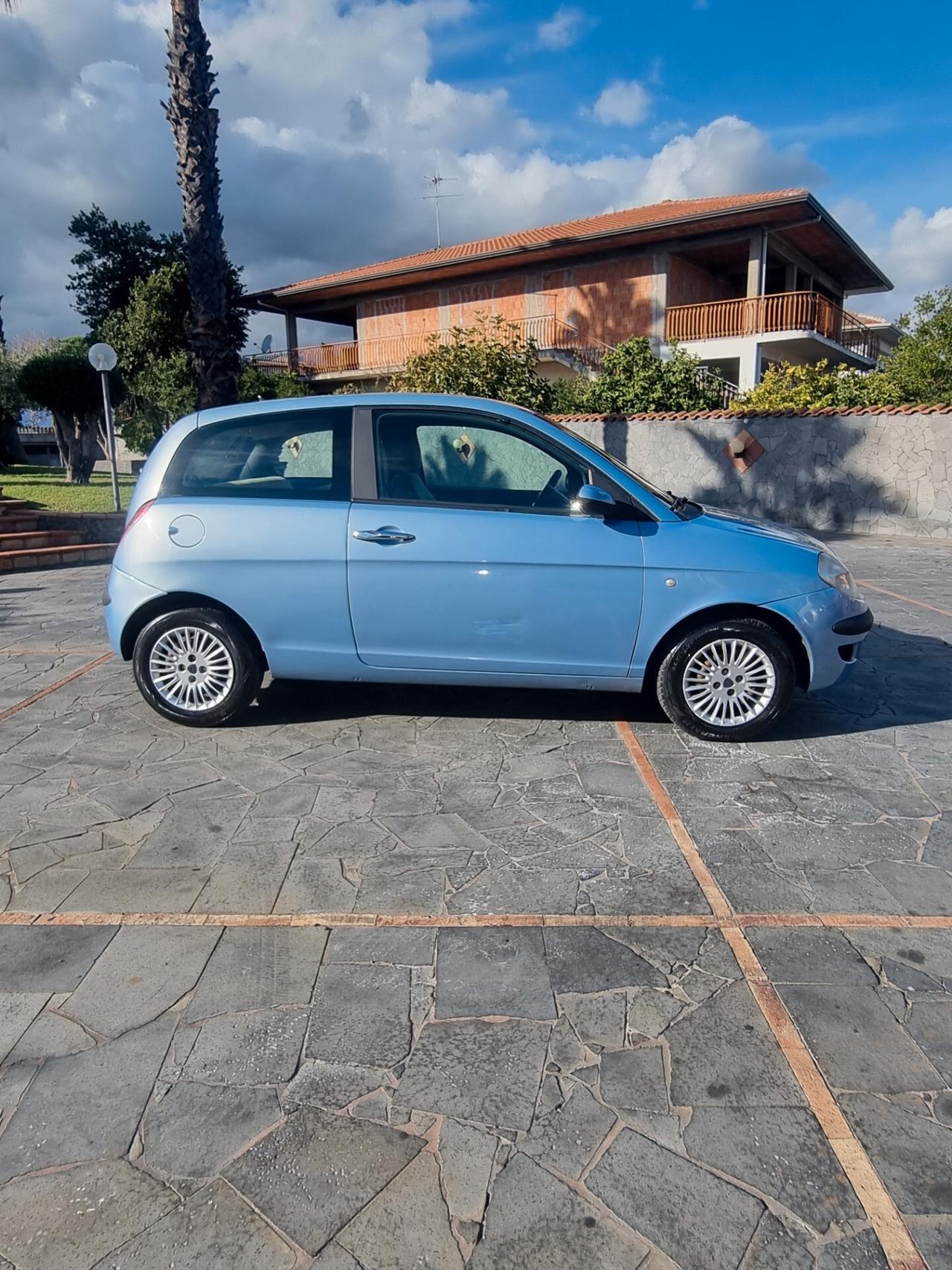 Lancia Ypsilon 1.3 Multijet 16V