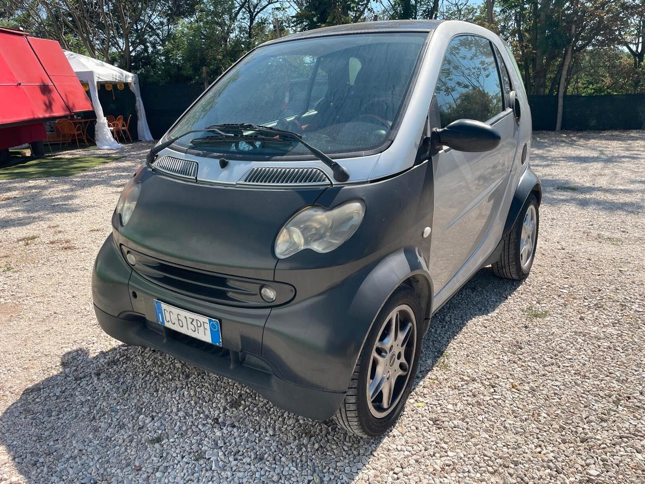 Smart 700 city-coupé pulse