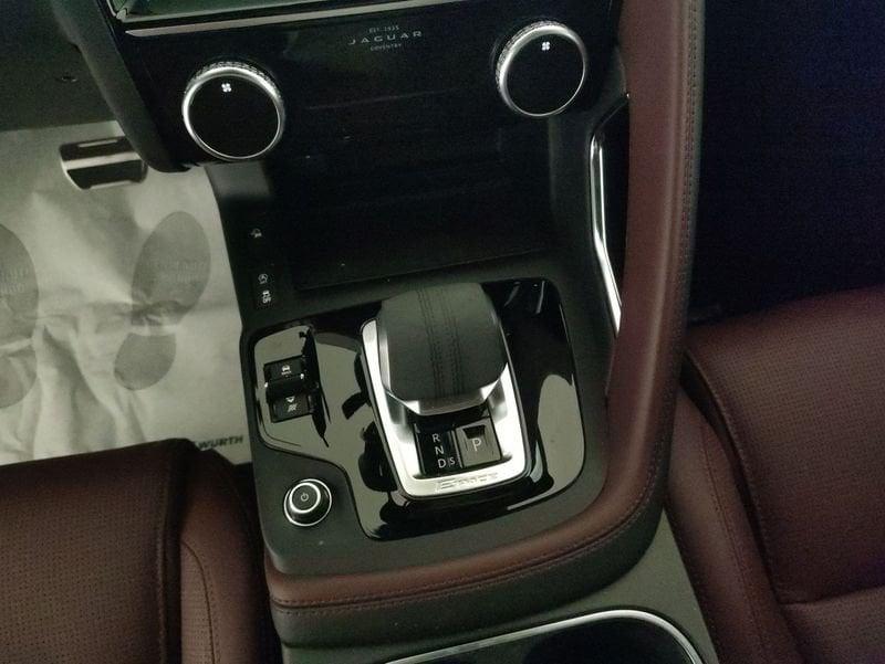 Jaguar E-Pace 2.0 i4 mhev R-Dynamic HSE awd 249cv auto