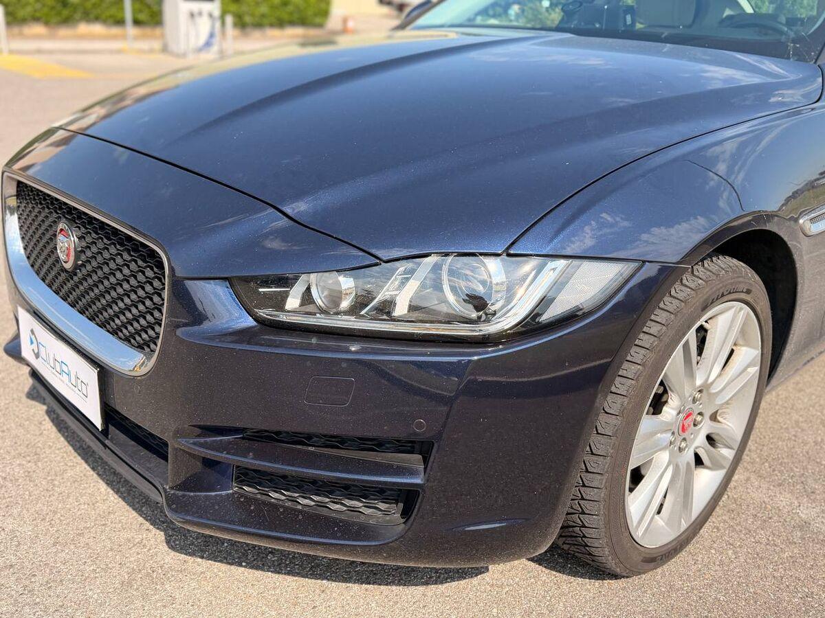 Jaguar XE Berlina XE 2.0d Prestige Business edition awd 180cv auto