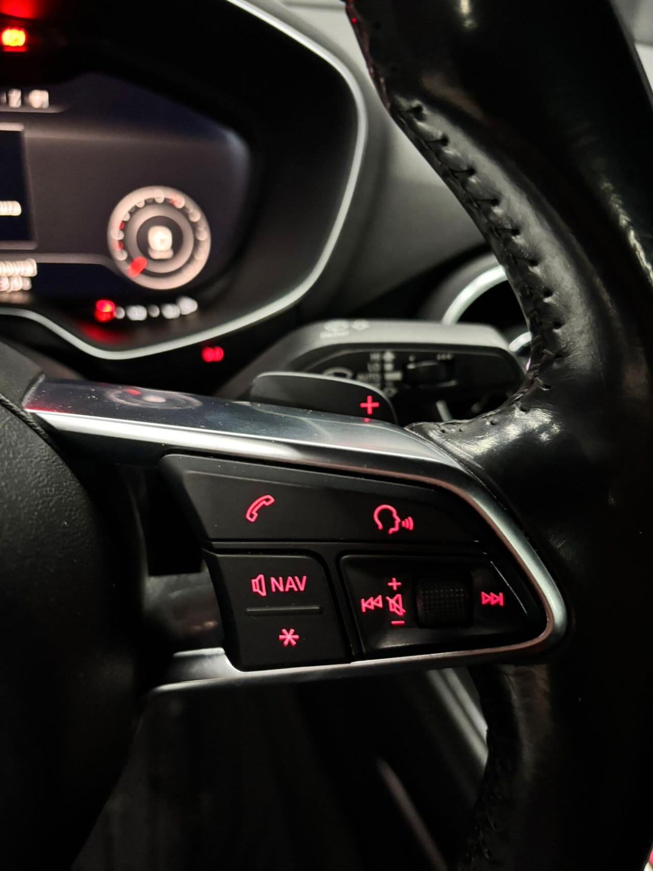 Audi TT Coupé 1.8 TFSI S tronic line 180CV